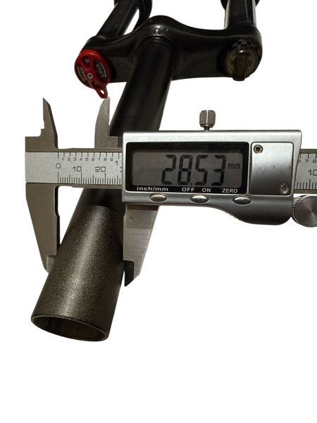 Велосипедна вилка AVANTI 26 без різьблення 28.5 АРТ.FRK-26-18-1 k2002 2845297267 фото